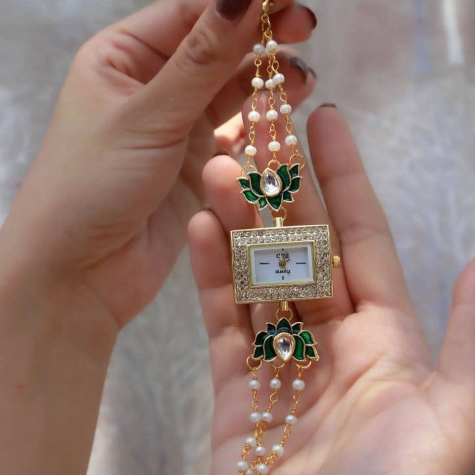 Green Floral Pearl Chain Bracelet Watch for Women - photo 3